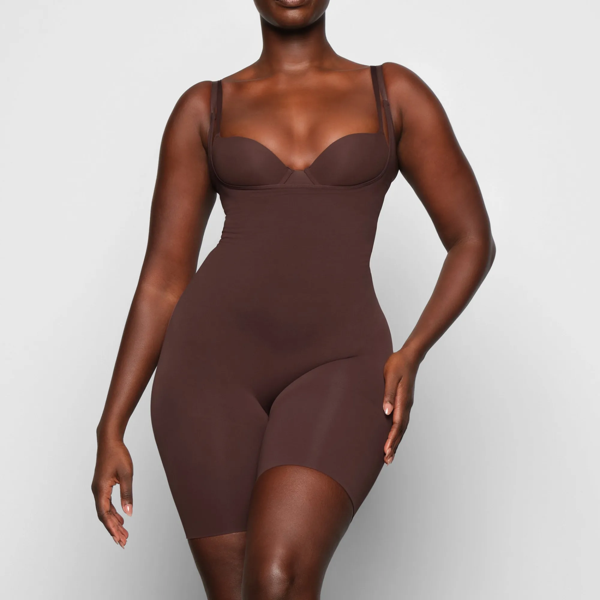 BUTT ENHANCING OPEN BUST BODYSUIT |-Skims New