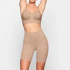 BUTT ENHANCING SHORT |-Skims Sale