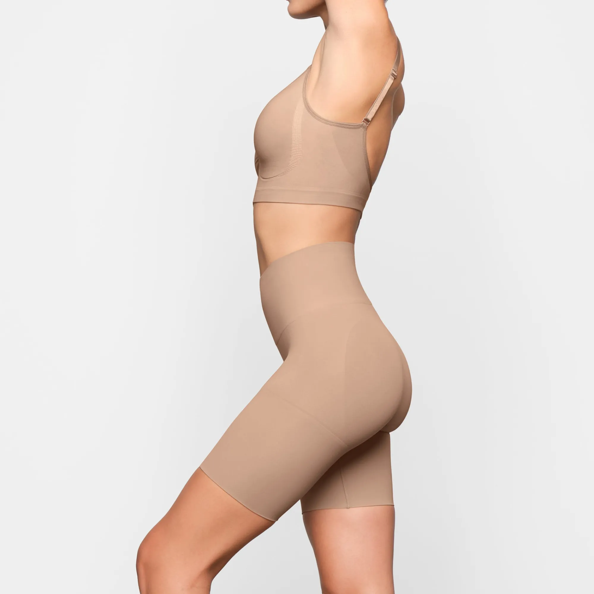 BUTT ENHANCING SHORT |-Skims Sale
