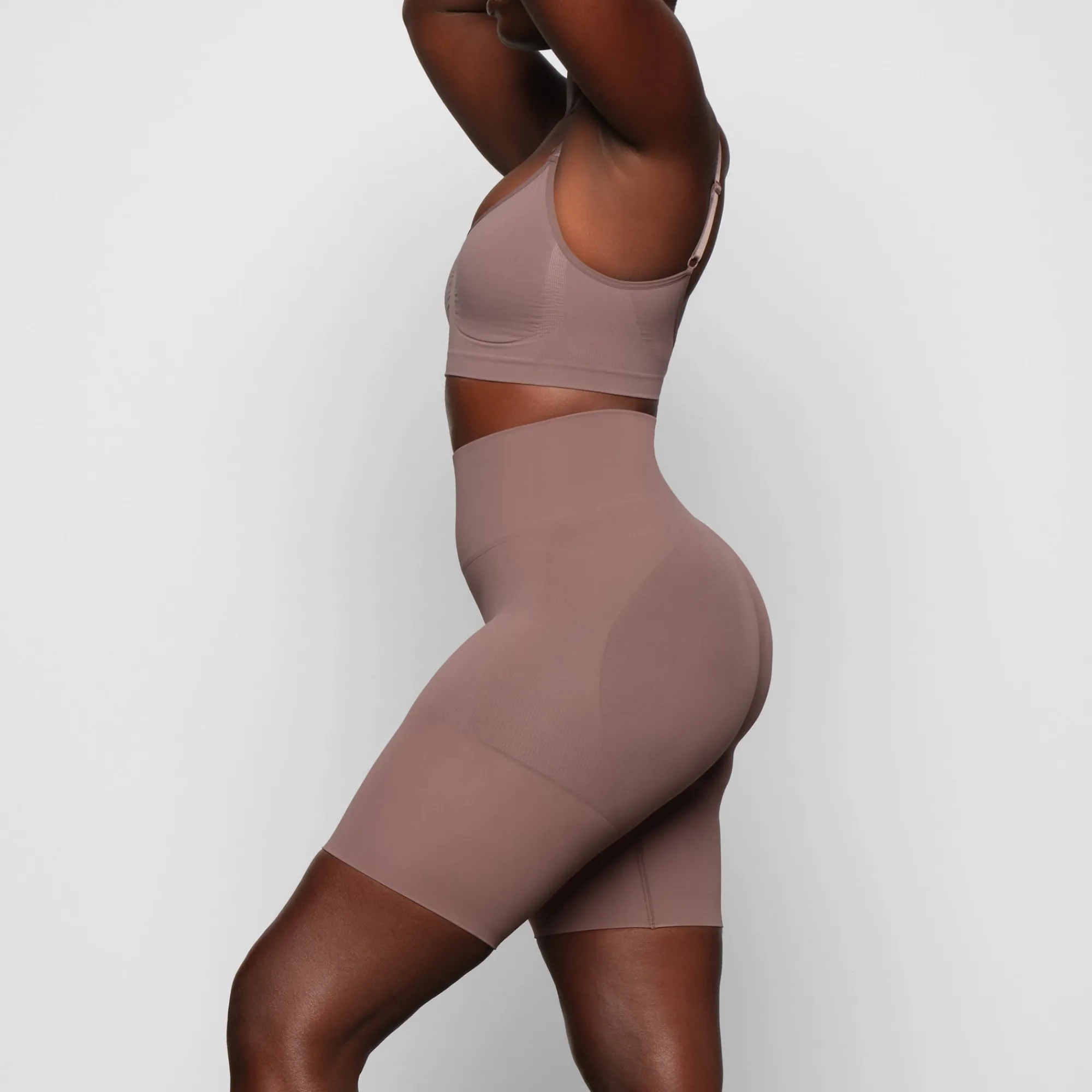 BUTT ENHANCING SHORT |-Skims Discount
