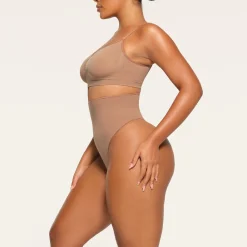 CORE CONTROL HIGH-WAISTED THONG |-Skims Hot