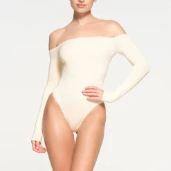 ESSENTIAL OFF THE SHOULDER BODYSUIT | ECRU-Skims Fashion