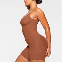 EVERYDAY SCULPT MID THIGH BODYSUIT |-Skims Clearance
