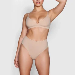 FITS EVERYBODY FULL BRIEF |-Skims Hot