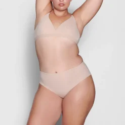 FITS EVERYBODY FULL BRIEF |-Skims New