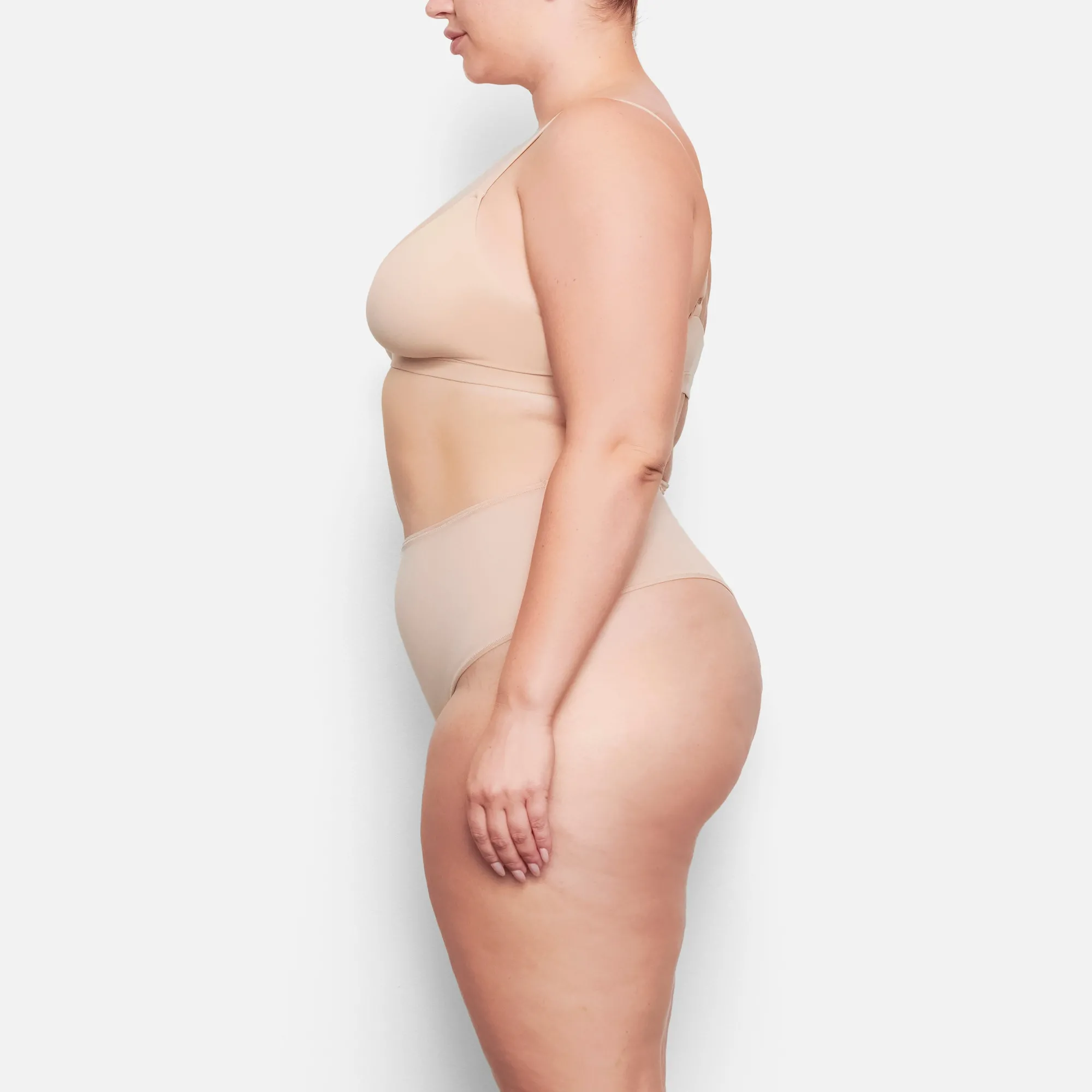 FITS EVERYBODY HIGH-WAISTED THONG |-Skims Best