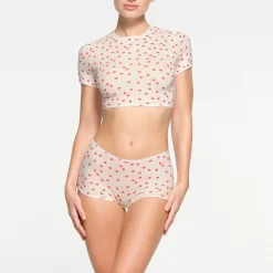 FITS EVERYBODY PICOT TRIM SUPER CROPPED T-SHIRT | RUBY HEART PRINT-Skims Best
