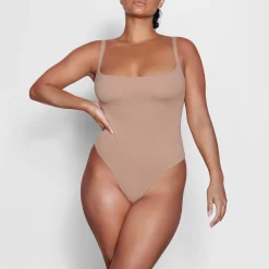 FITS EVERYBODY SQUARE NECK BODYSUIT |-Skims Hot