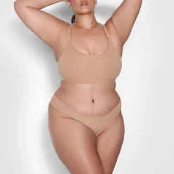 FITS EVERYBODY THONG |-Skims Clearance