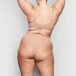 FITS EVERYBODY T-SHIRT PUSH UP BRA |-Skims Online