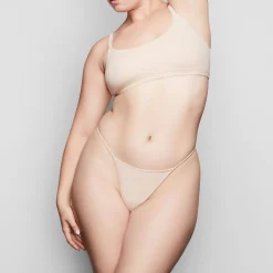 FITS EVERYBODY T-STRING THONG |-Skims Clearance