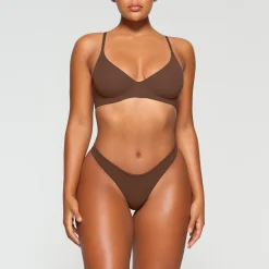 FITS EVERYBODY UNLINED DEMI BRA |-Skims Clearance