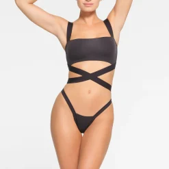 FITS EVERYBODY WRAP BUTTERFLY THONG |-Skims Clearance