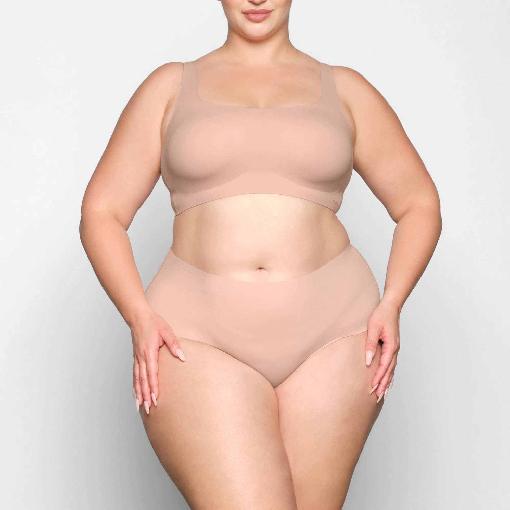 NAKED SCOOP BRALETTE |-Skims Best