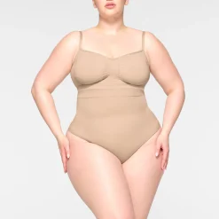 SEAMLESS SCULPT BRALETTE |-Skims New