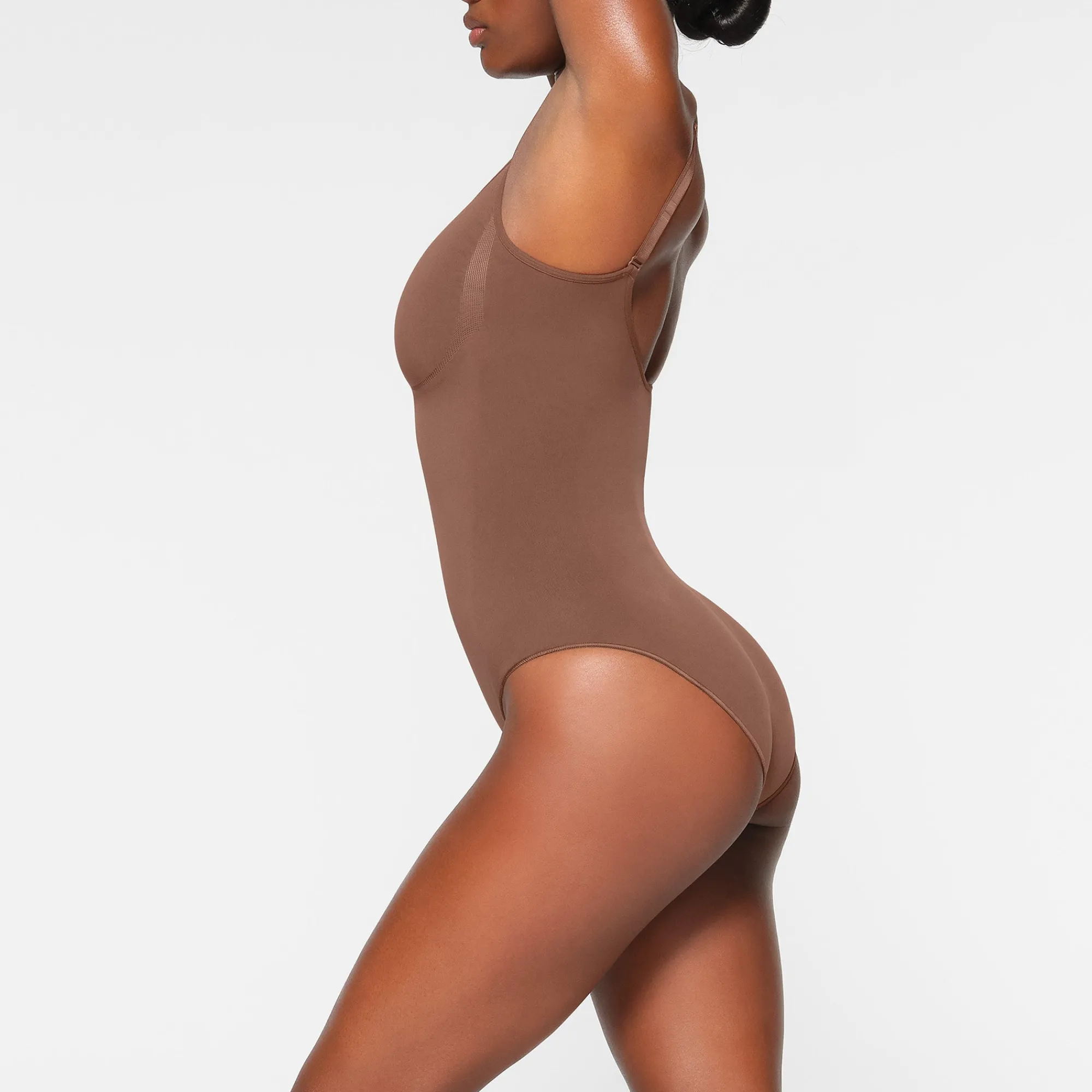 SEAMLESS SCULPT BRIEF BODYSUIT |-Skims Outlet