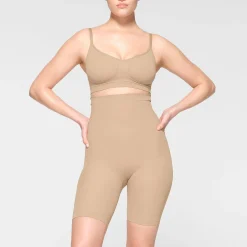 SEAMLESS SCULPT HIGH-WAISTED ABOVE THE KNEE SHORT |-Skims Best