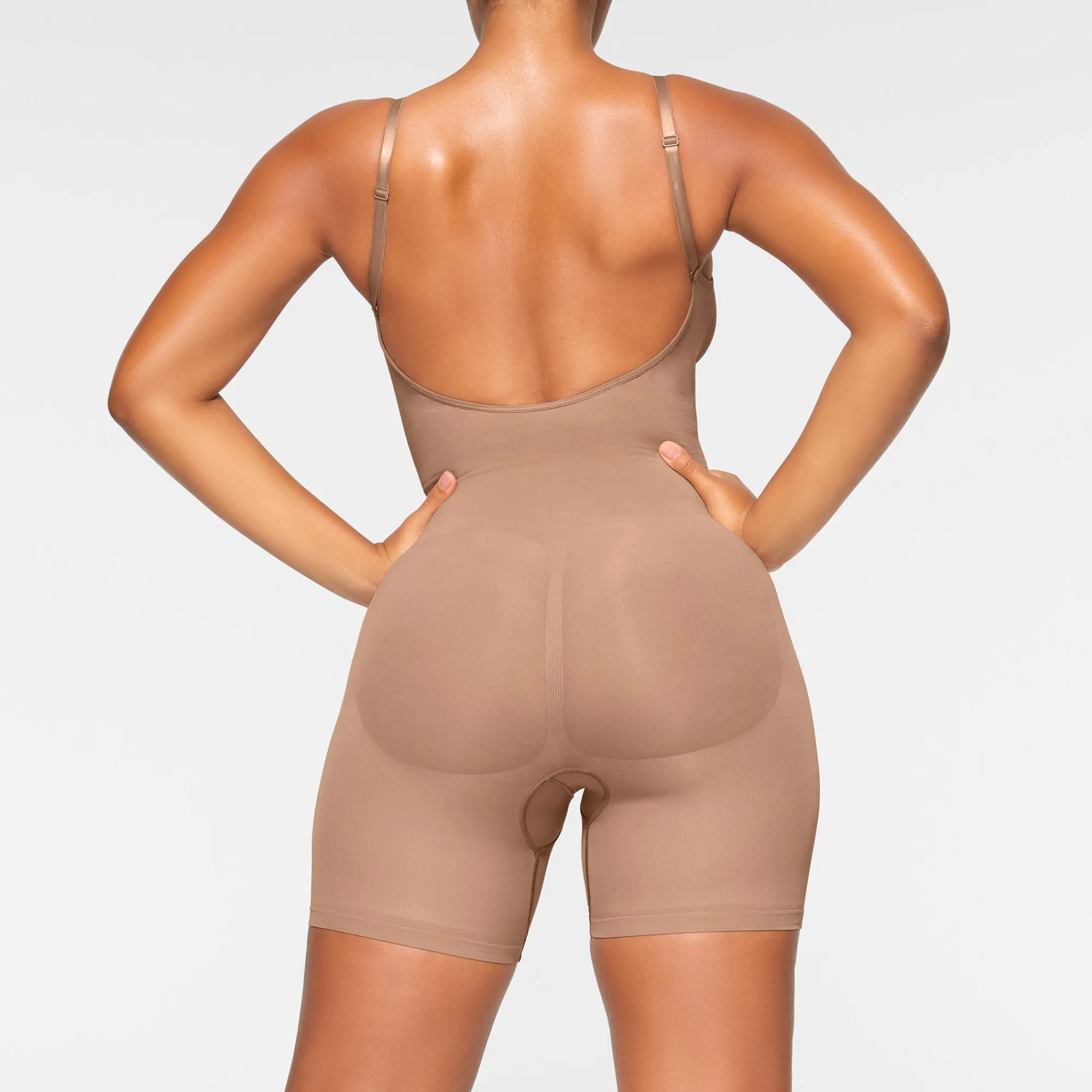 SEAMLESS SCULPT LOW BACK MID THIGH BODYSUIT |-Skims Online