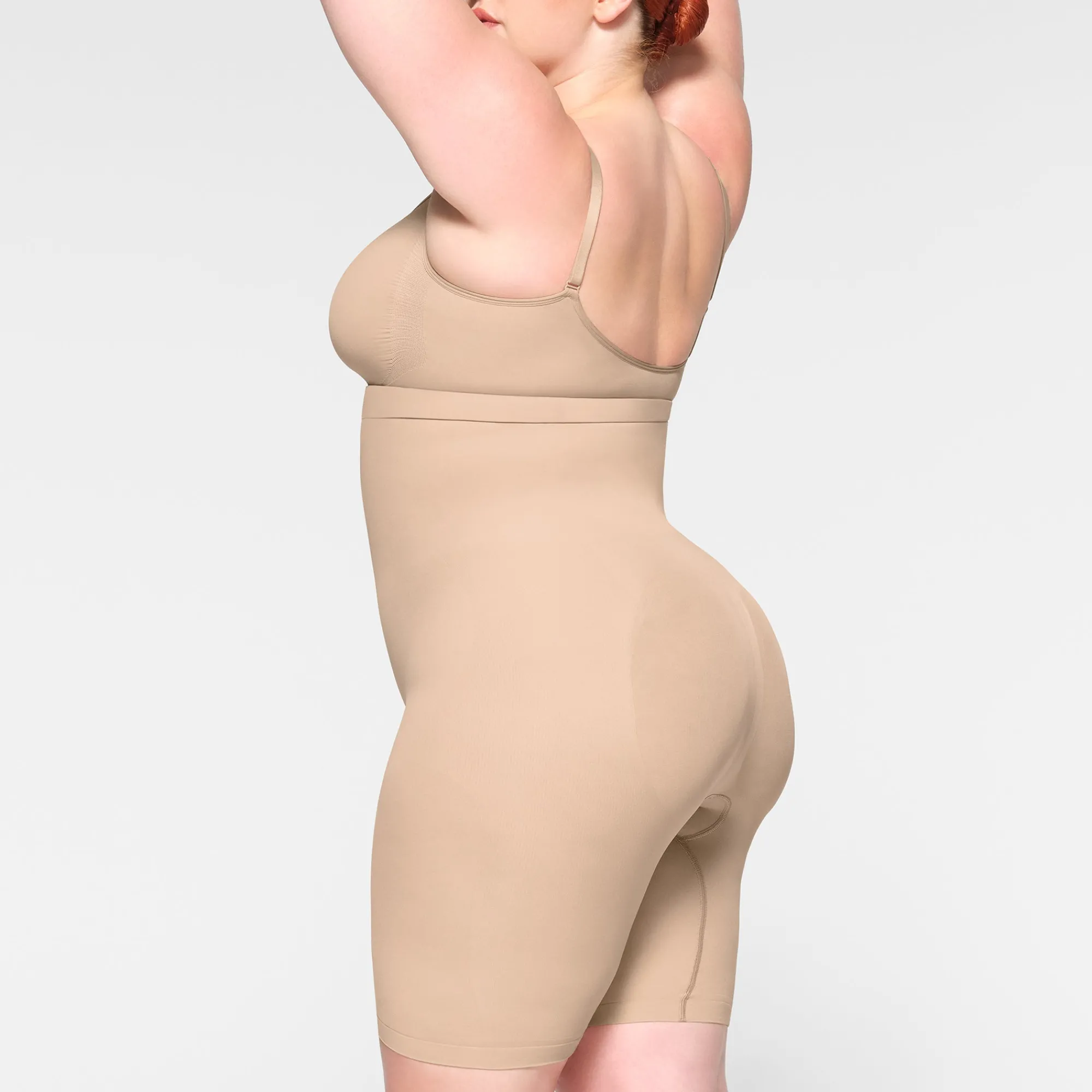 SEAMLESS SCULPT MID THIGH SHORT |-Skims Discount