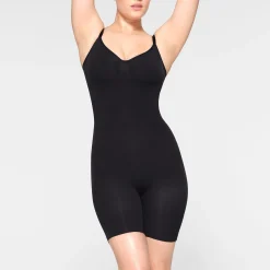 SEAMLESS SCULPT MID THIGH BODYSUIT |-Skims Hot
