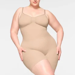 SEAMLESS SCULPT MID THIGH BODYSUIT |-Skims New