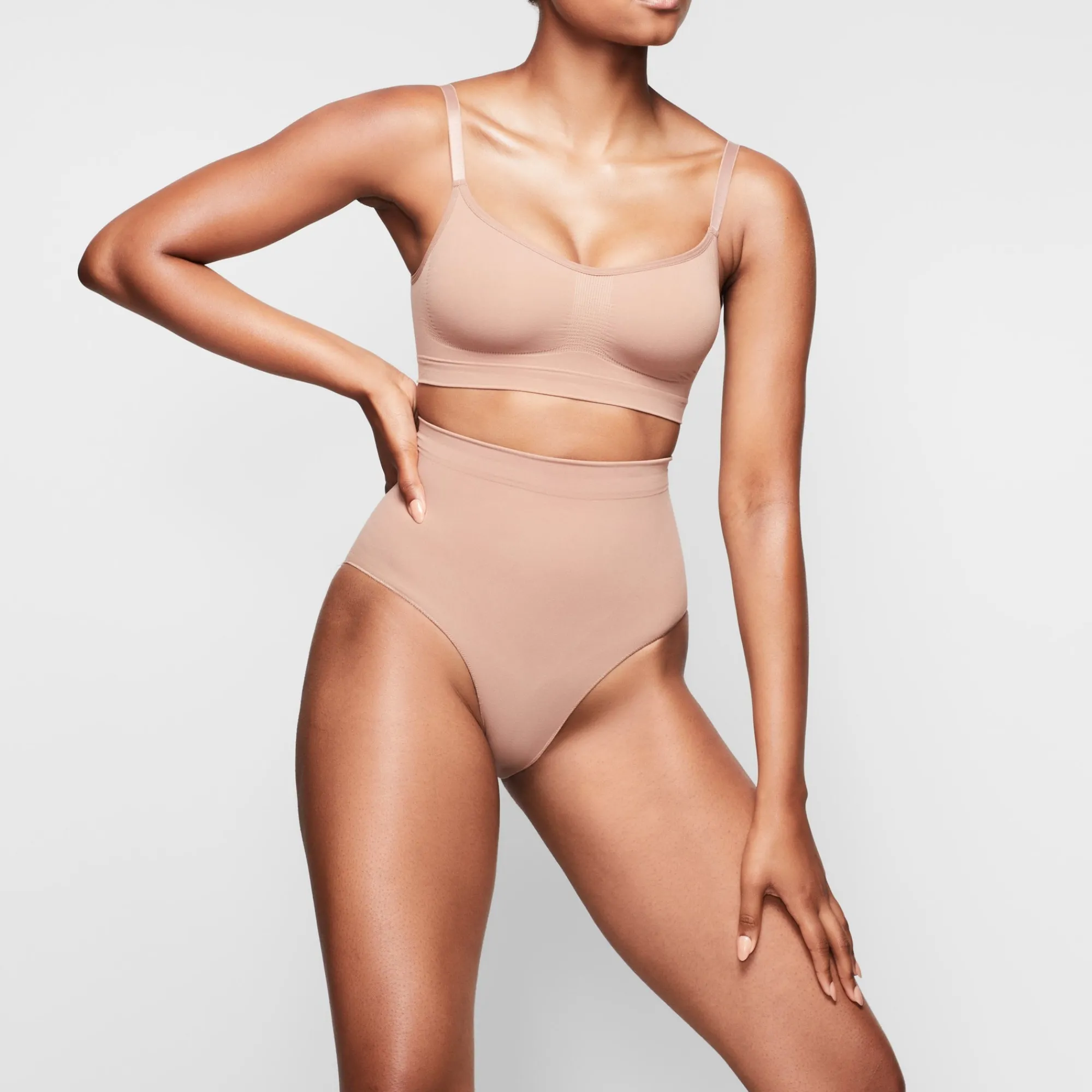 SEAMLESS SCULPT MID WAIST BRIEF |-Skims Fashion