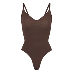 SEAMLESS SCULPT THONG BODYSUIT |-Skims Hot
