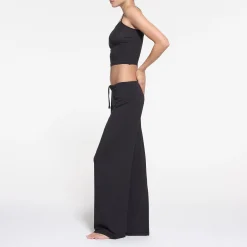 SLEEP STRAIGHT NECK CROPPED CAMI |-Skims Fashion