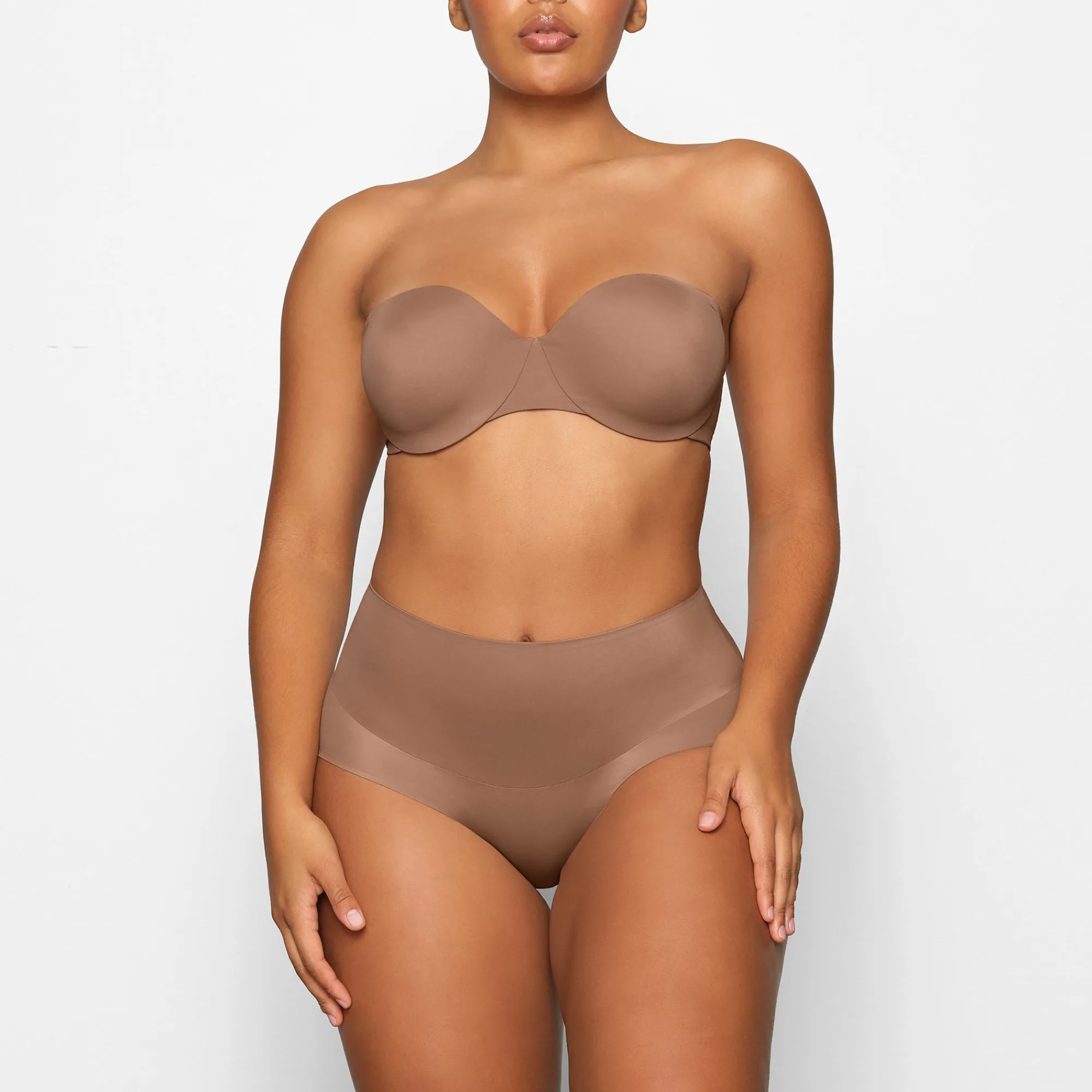 SMOOTHING INTIMATES UNLINED STRAPLESS BRA |-Skims Best