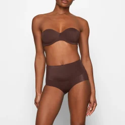 SMOOTHING INTIMATES UNLINED STRAPLESS BRA |-Skims Fashion