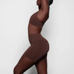 SOFT SMOOTHING SEAMLESS SHORT |-Skims Best